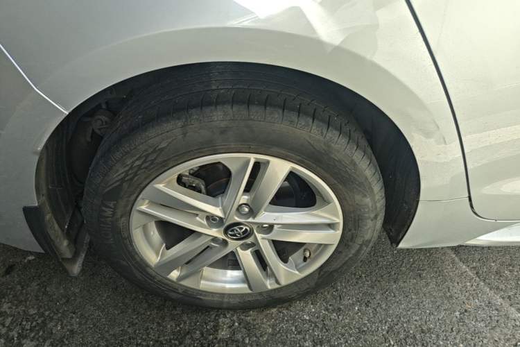 Used Toyota Levin 2022 185T CVT Luxury Edition Right Rear Wheel Hub