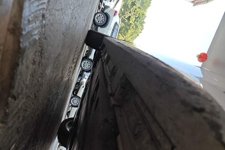 Used Toyota Levin 2022 Dual-Motor 1.8H E-CVT Leading Edition Right Side Sill