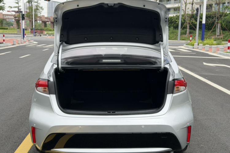 Used Toyota Levin 2022 Dual-Engine 1.8H E-CVT Luxury Edition Trunk