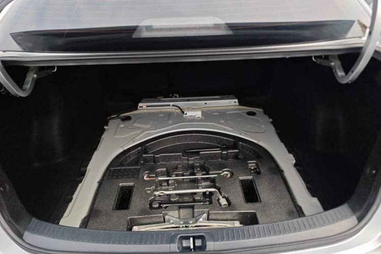 Used Toyota Levin 2022 185T CVT Luxury Edition Trunk
