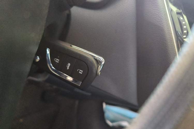 Used Toyota Levin 2022 TNGA 1.5L CVT Progressive Edition Vehicle Key