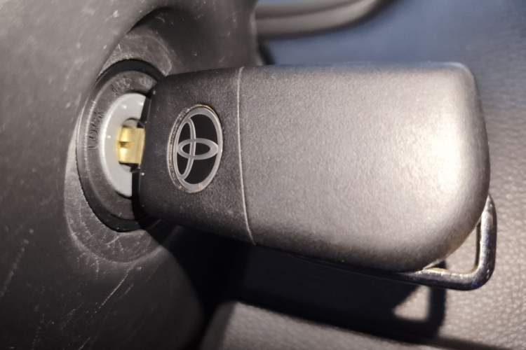 Used Toyota Levin 2022 Facelift TNGA 1.5L CVT Progressive Edition Vehicle Key