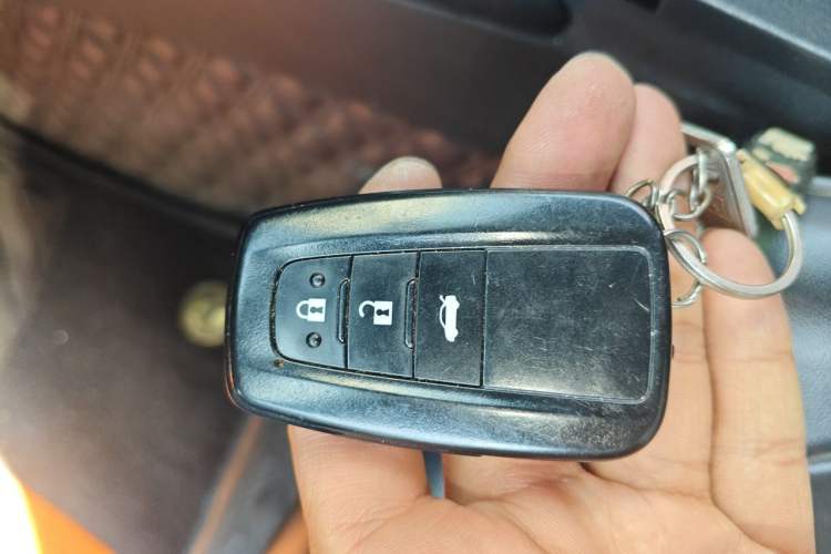 Used Toyota Levin 2022 Dual-Motor 1.8H E-CVT Leading Edition Vehicle Key