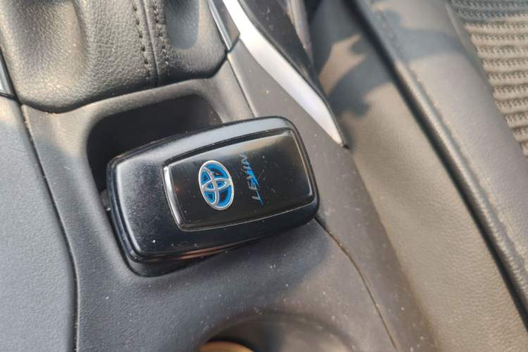 Used Toyota Levin 2022 Dual-Motor 1.8H E-CVT Leading Edition Vehicle Key