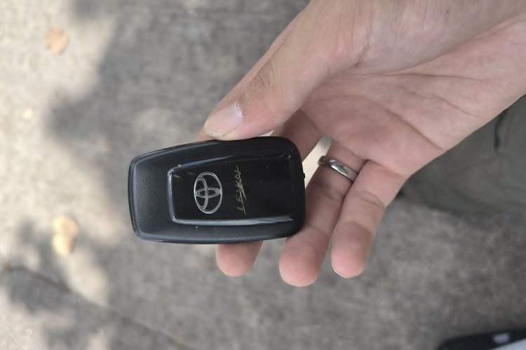 Used Toyota Levin 2022 185T CVT Sport Edition Vehicle Key
