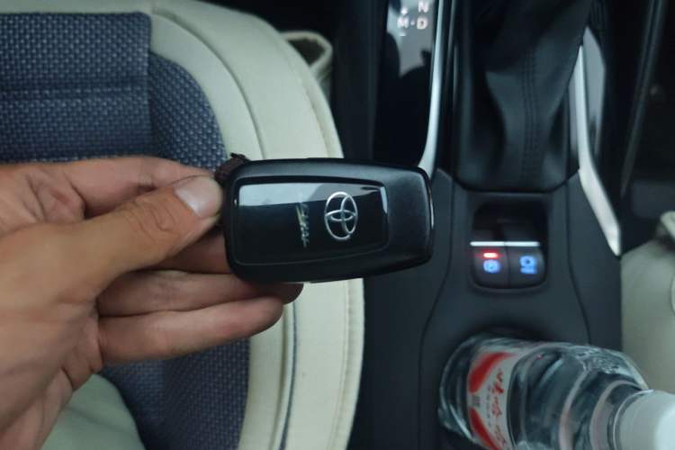 Used Toyota Levin 2022 185T CVT Tech Edition Vehicle Key