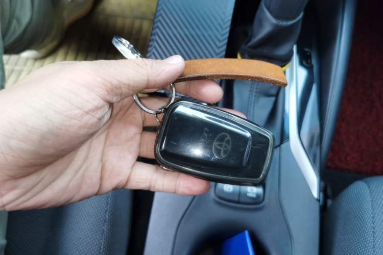 Used Toyota Levin 2022 Dual-Motor 1.8H E-CVT Leading Edition Vehicle Key
