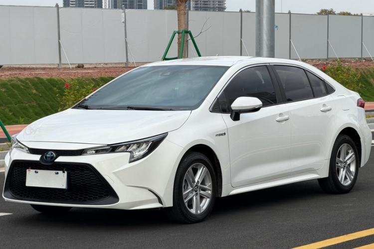 Used Toyota Levin 2022 Dual-Motor 1.8H E-CVT Leading Edition Guazi used car, China used car export, Used car for sale, Used cars, Cheapest cars for sale