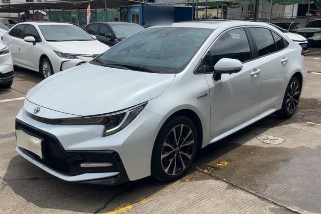 Ojetý Toyota Levin 2022 Dual-Motor 1.8H E-CVT Sport Edition