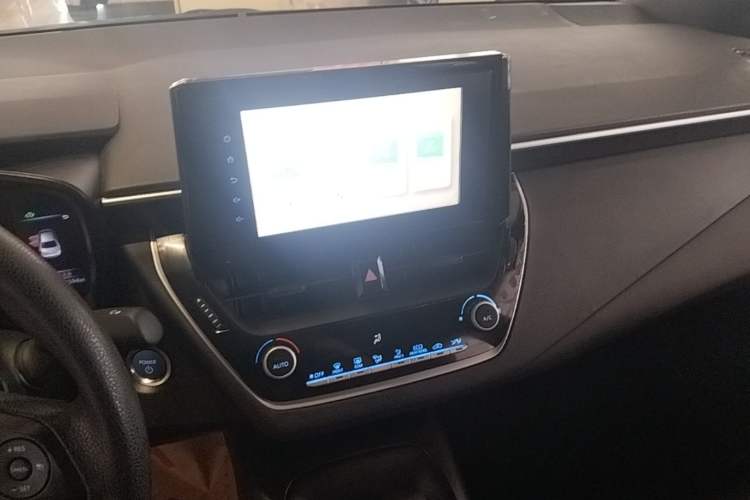 Used Toyota Levin 2022 Dual-Motor 1.8H E-CVT Leading Edition Audio And AC Panel