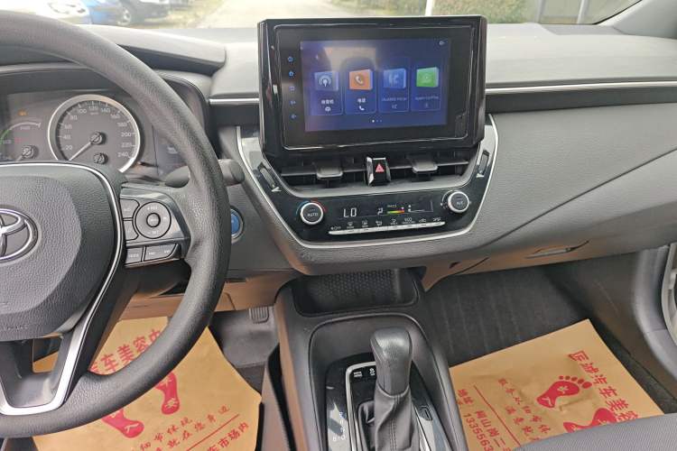 Used Toyota Levin 2022 Dual-Motor 1.8H E-CVT Leading Edition Audio And AC Panel