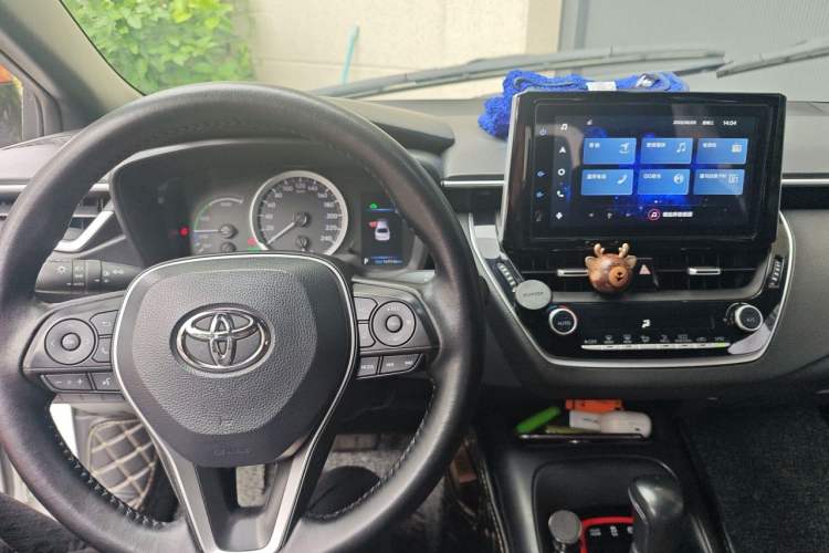 Used Toyota Levin 2022 Dual-Motor 1.8H E-CVT Sport Edition Audio And AC Panel