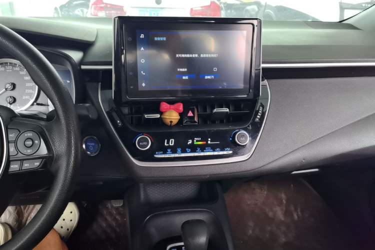 Used Toyota Levin 2022 Dual-Engine 1.8H E-CVT Luxury Edition Audio And AC Panel