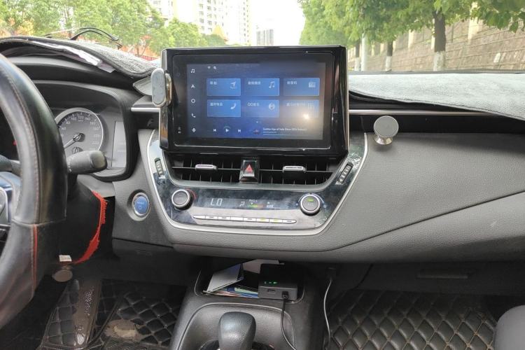 Used Toyota Levin 2022 Dual-Engine 1.8H E-CVT Luxury Edition Audio And AC Panel