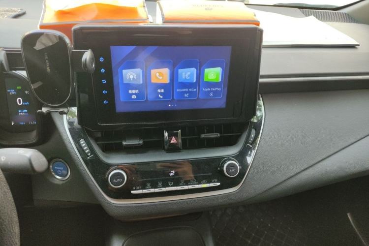 Used Toyota Levin 2022 Dual-Motor 1.8H E-CVT Leading Edition Audio And AC Panel