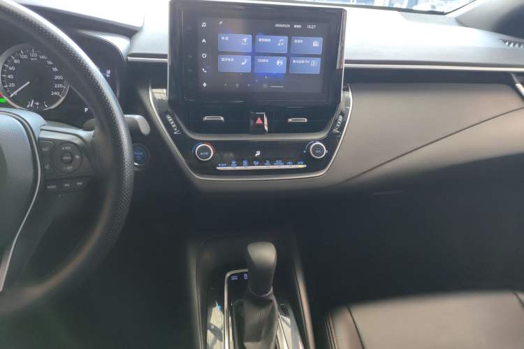 Used Toyota Levin 2022 Dual-Engine 1.8H E-CVT Luxury Edition Audio And AC Panel