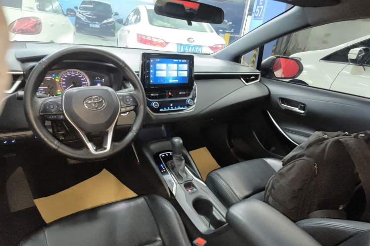 Used Toyota Levin 2022 Dual-Engine 1.8H E-CVT Luxury Edition Audio And AC Panel