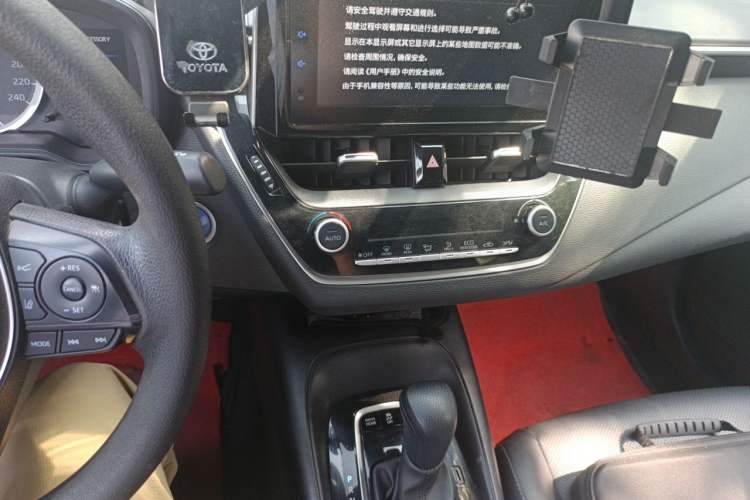 Used Toyota Levin 2022 Dual-Engine 1.8H E-CVT Luxury Edition Audio And AC Panel