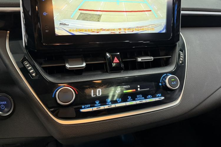 Used Toyota Levin 2022 Dual-Engine 1.8H E-CVT Luxury Edition Audio And AC Panel