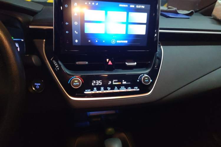 Used Toyota Levin 2022 Dual-Motor 1.8H E-CVT Sport Edition Audio And AC Panel