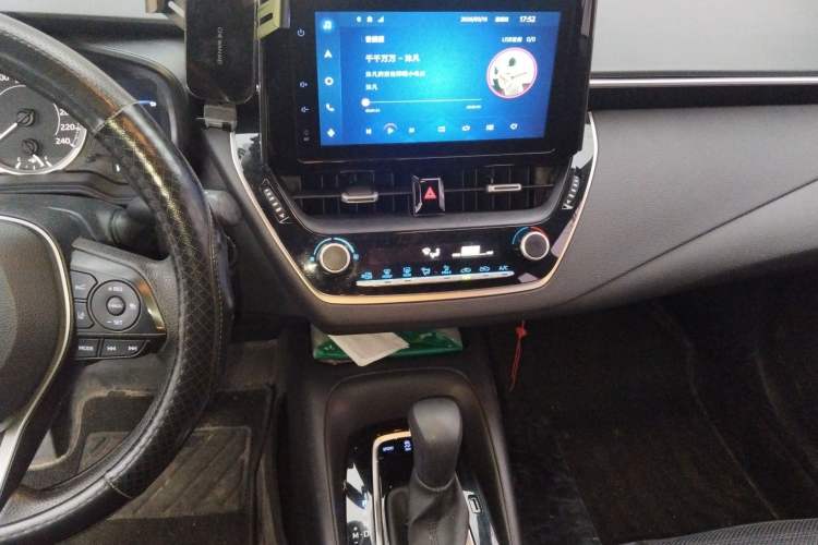 Used Toyota Levin 2022 185T CVT Luxury Edition Audio And AC Panel