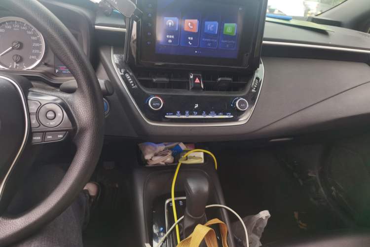 Used Toyota Levin 2022 Dual-Motor 1.8H E-CVT Leading Edition Audio And AC Panel