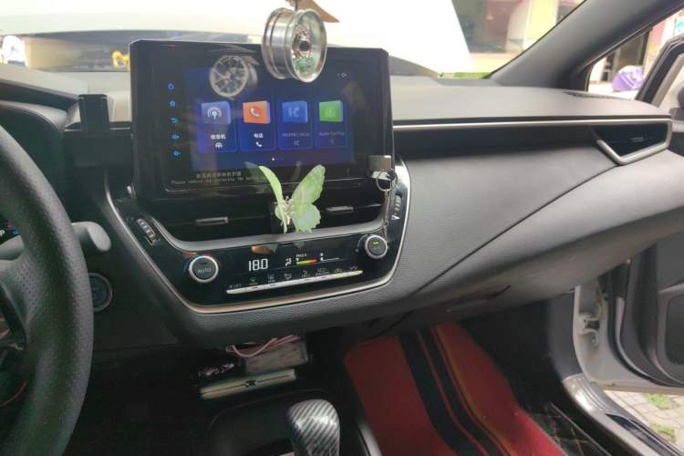 Used Toyota Levin 2022 Dual-Motor 1.8H E-CVT Leading Edition Audio And AC Panel
