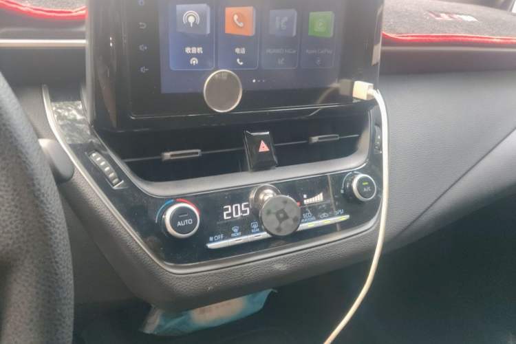 Used Toyota Levin 2022 Dual-Motor 1.8H E-CVT Leading Edition Audio And AC Panel