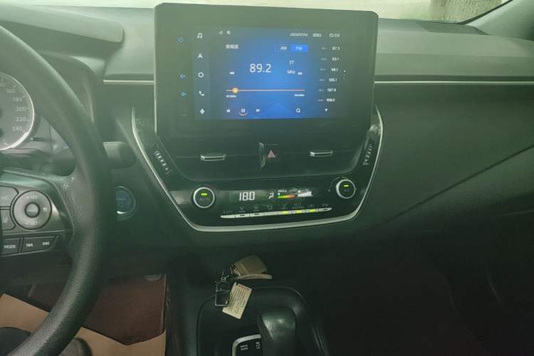 Used Toyota Levin 2022 Dual-Engine 1.8H E-CVT Luxury Edition Audio And AC Panel