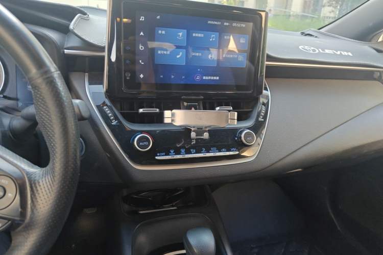 Used Toyota Levin 2022 Dual-Engine 1.8H E-CVT Luxury Edition Audio And AC Panel