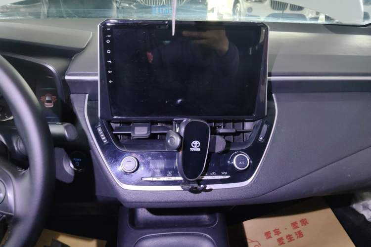 Used Toyota Levin 2022 Dual-Motor 1.8H E-CVT Leading Edition Audio And AC Panel