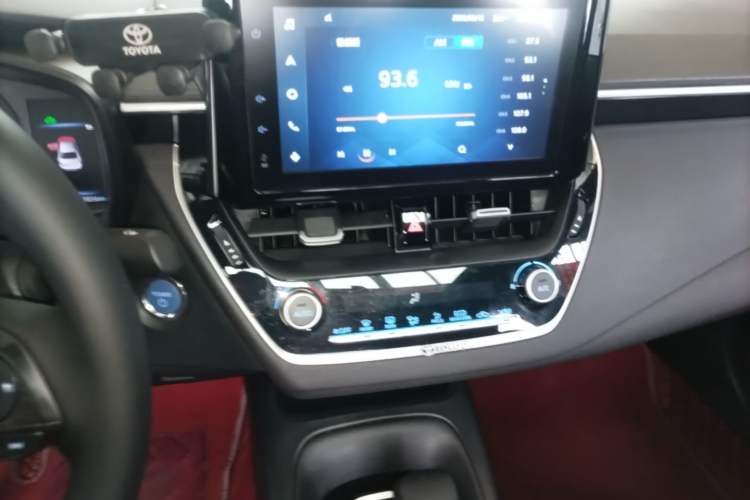 Used Toyota Levin 2022 Dual-Engine 1.8H E-CVT Luxury Edition Audio And AC Panel