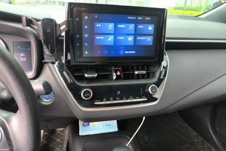 Used Toyota Levin 2022 Dual-Motor 1.8H E-CVT Sport Edition Audio And AC Panel