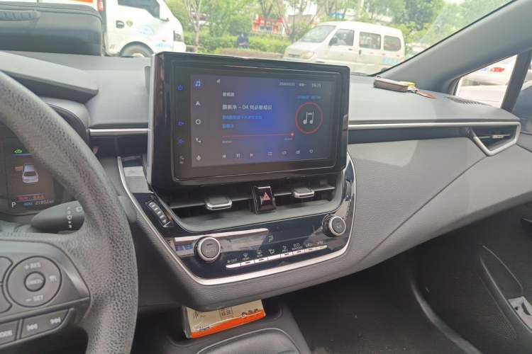 Used Toyota Levin 2022 Dual-Engine 1.8H E-CVT Luxury Edition Audio And AC Panel