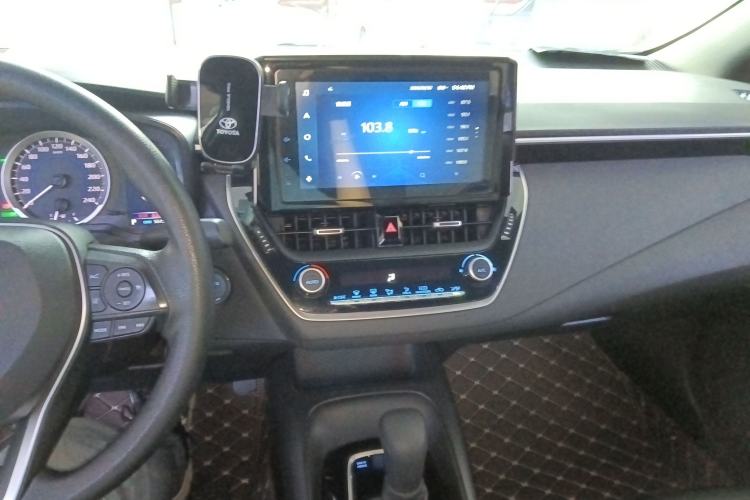 Used Toyota Levin 2022 Dual-Engine 1.8H E-CVT Luxury Edition Center Console