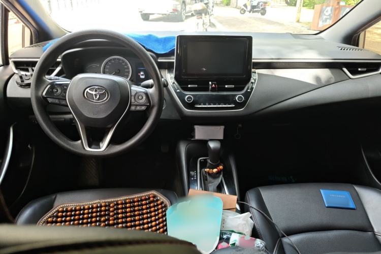 Used Toyota Levin 2022 Dual-Engine 1.8H E-CVT Luxury Edition Center Console