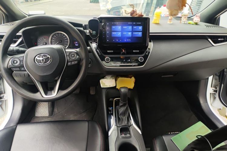 Used Toyota Levin 2022 185T CVT Luxury Edition Center Console