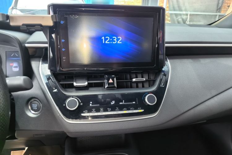 Used Toyota Levin 2022 185T CVT Luxury Edition Center Console
