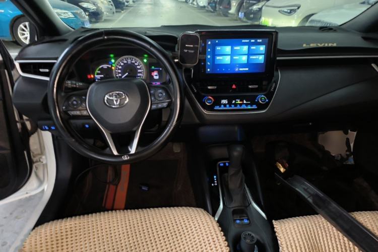 Used Toyota Levin 2022 Dual-Engine 1.8H E-CVT Luxury Edition Center Console