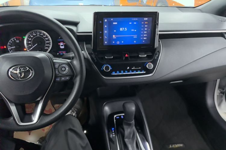 Used Toyota Levin 2022 185T CVT Luxury Edition Center Console