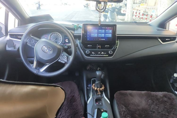Used Toyota Levin 2022 185T CVT Luxury Edition Center Console