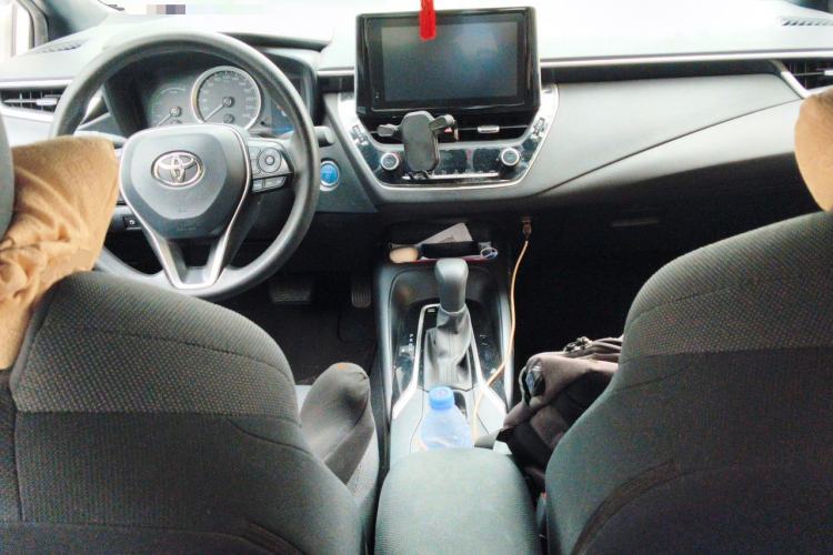 Used Toyota Levin 2022 Dual-Engine 1.8H E-CVT Luxury Edition Center Console