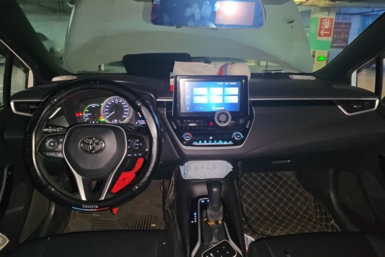 Used Toyota Levin 2022 Dual-Engine 1.8H E-CVT Luxury Edition Center Console