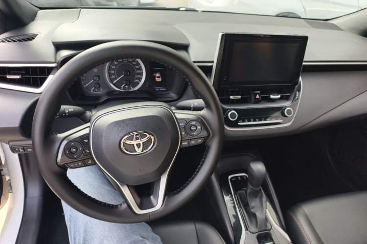 Used Toyota Levin 2022 185T CVT Luxury Edition Center Console