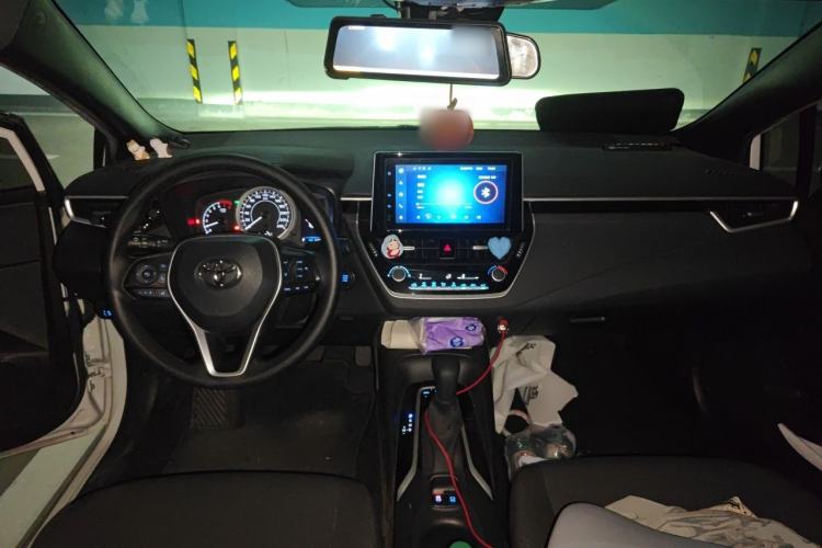 Used Toyota Levin 2022 185T CVT Luxury Edition Center Console