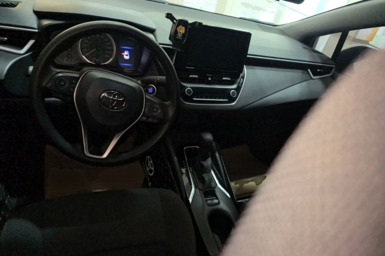 Used Toyota Levin 2022 185T CVT Luxury Edition Center Console