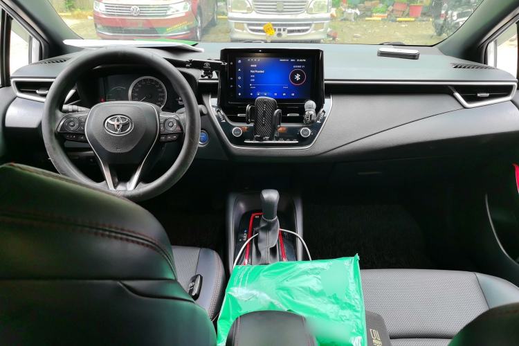 Used Toyota Levin 2022 Dual-Motor 1.8H E-CVT Sport Edition Center Console