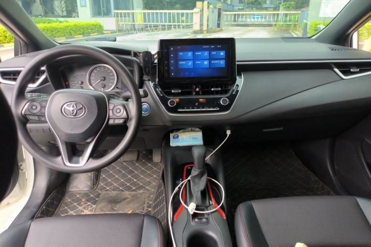 Used Toyota Levin 2022 Dual-Motor 1.8H E-CVT Sport Edition Center Console