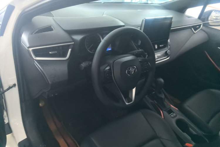 Used Toyota Levin 2022 185T CVT Sport Edition Center Console
