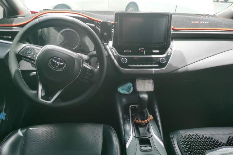 Used Toyota Levin 2022 Dual-Engine 1.8H E-CVT Luxury Edition Center Console
